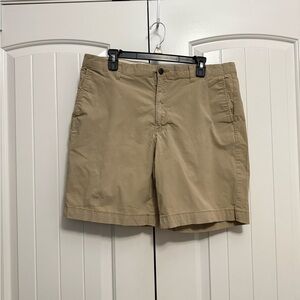 Amazon Essentials Men's Khaki Flat Front Shorts